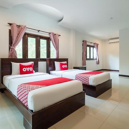 Oyo 837 Baan Kiang Nam Resort Bang Lamung Buitenkant foto