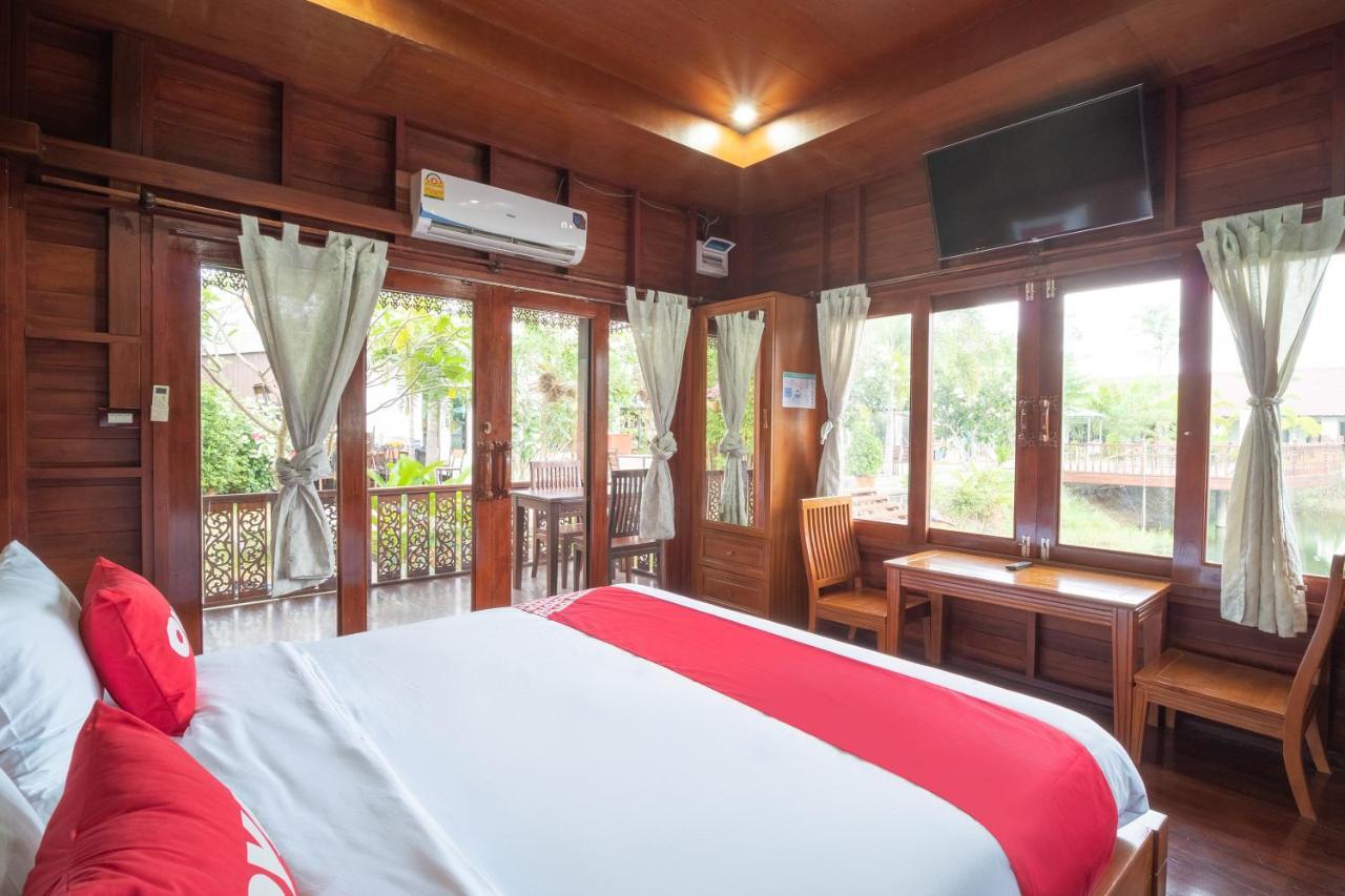 Oyo 837 Baan Kiang Nam Resort Bang Lamung Buitenkant foto